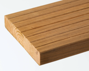 Ruskea painekyllästetty uritettu terassilauta GROOVED 28X145